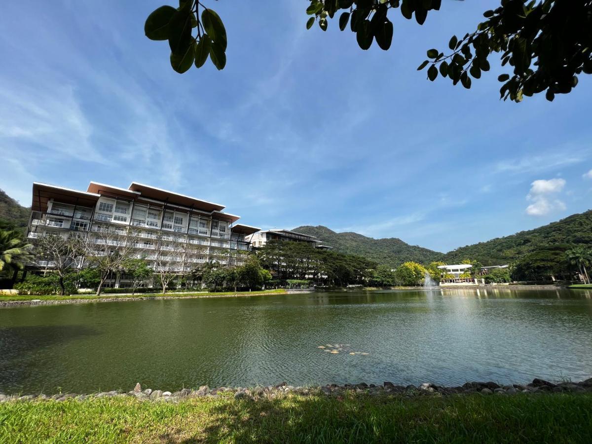 Bonel Condo At Pico De Loro Cutad المظهر الخارجي الصورة